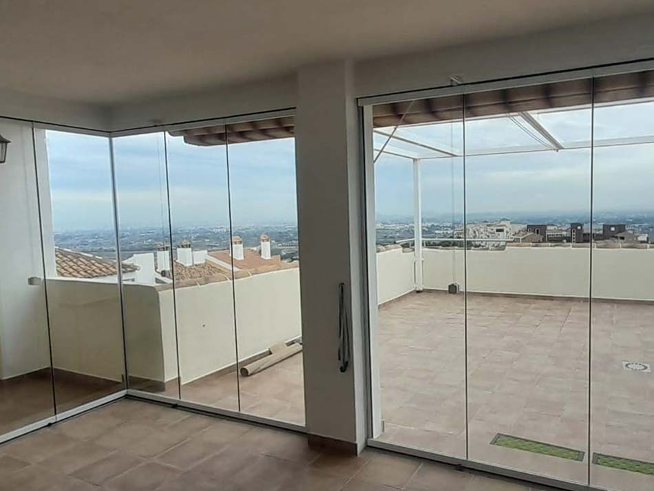 Galería de Nuestros Cerramientos con Cortinas Cristal