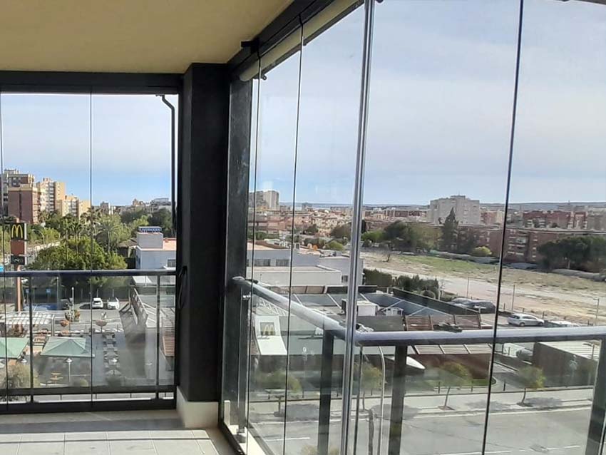 Cerramientos de cristal en Valencia para mejorar la eficiencia energética del hogar